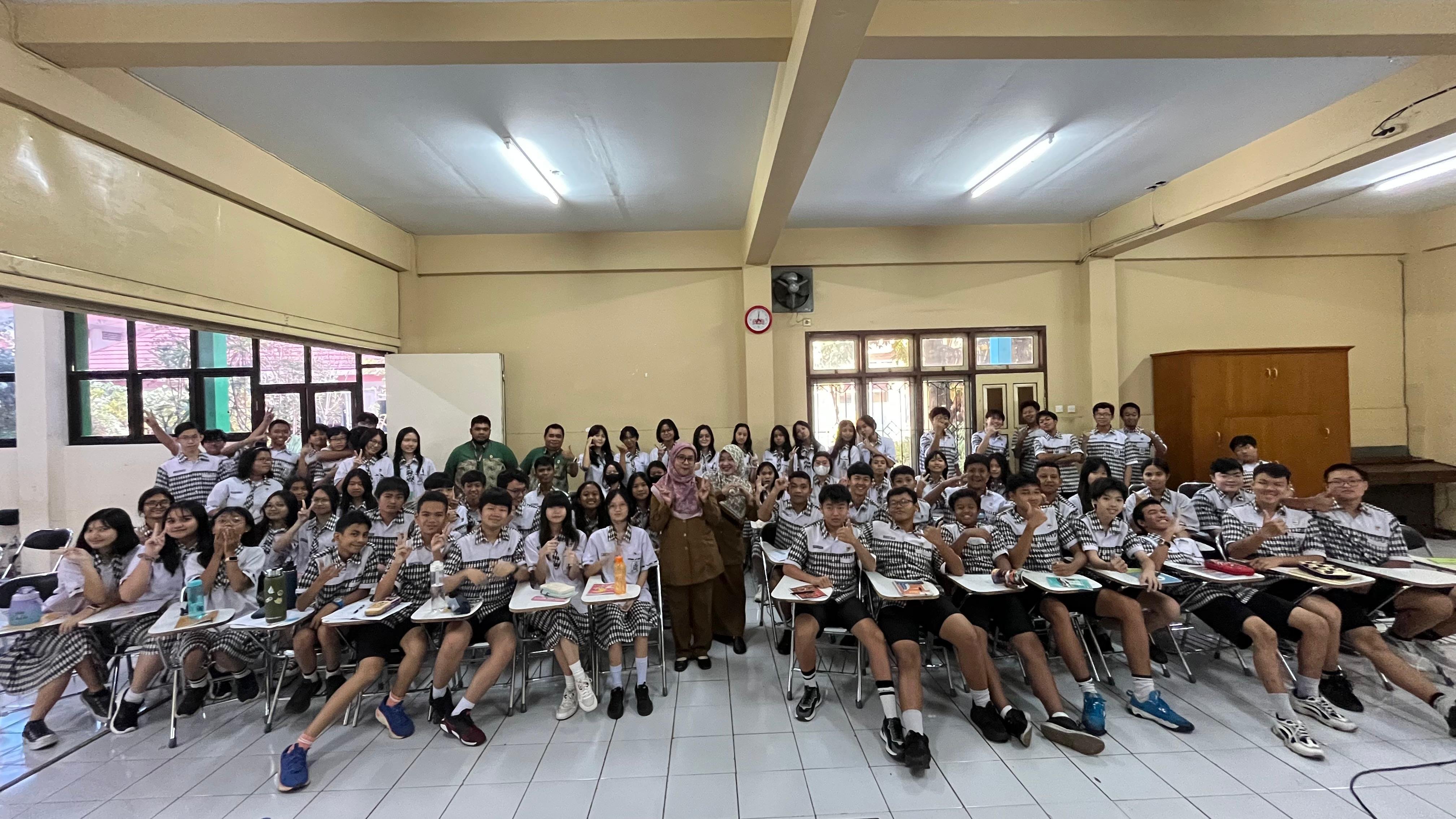 Edukasi Kesehatan Reproduksi Interaktif di SMP Santa Maria, Dorong Kesadaran Siswa Jaga Organ Reproduksi